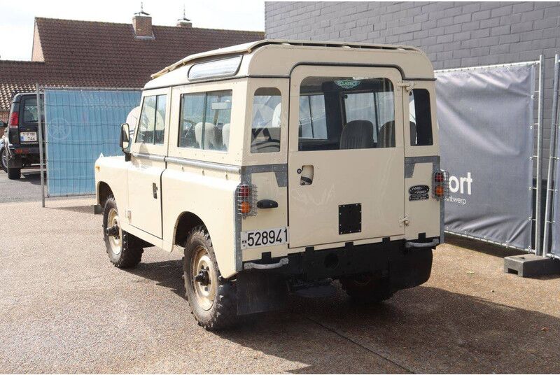 Land Rover Defender - SUV: fotoğraf 4 Land Rover Defender - SUV: fotoğraf 4