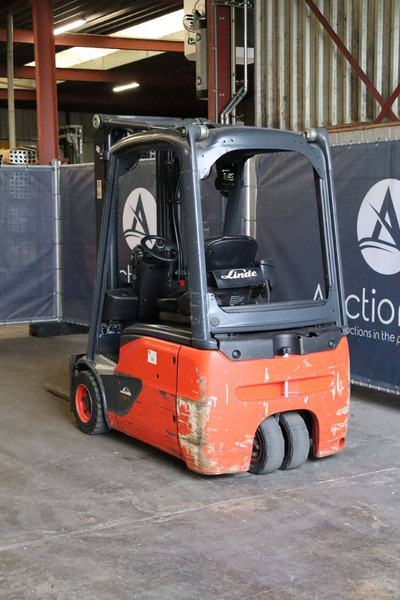 Linde E16-02 - Elektrikli forklift: fotoğraf 4 Linde E16-02 - Elektrikli forklift: fotoğraf 4