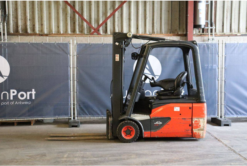 Linde E16-02 - Elektrikli forklift: fotoğraf 1 Linde E16-02 - Elektrikli forklift: fotoğraf 1