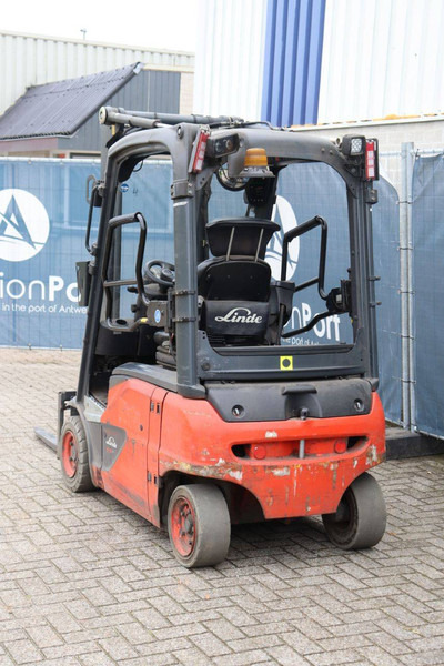 Linde E16 - Elektrikli forklift: fotoğraf 4 Linde E16 - Elektrikli forklift: fotoğraf 4
