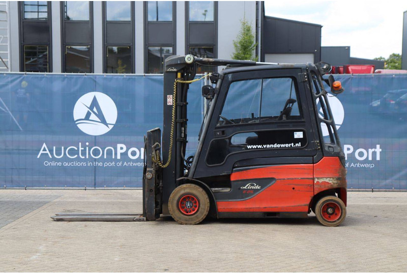 Linde E25L-01 - Elektrikli forklift: fotoğraf 2 Linde E25L-01 - Elektrikli forklift: fotoğraf 2