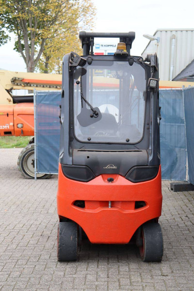 Linde E30HL-01/600 - Elektrikli forklift: fotoğraf 5 Linde E30HL-01/600 - Elektrikli forklift: fotoğraf 5