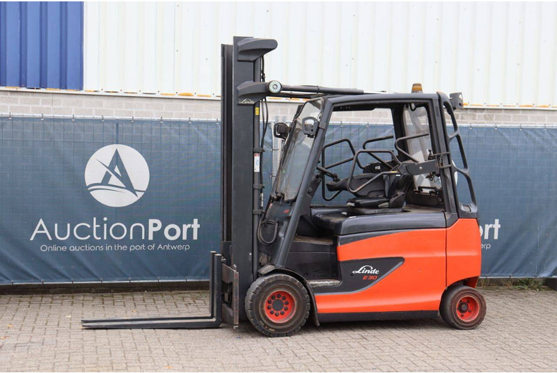 Linde E30HL-01/600 - Elektrikli forklift: fotoğraf 1 Linde E30HL-01/600 - Elektrikli forklift: fotoğraf 1