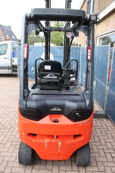 Linde E30RHL-01/600 - Elektrikli forklift: fotoğraf 4 Linde E30RHL-01/600 - Elektrikli forklift: fotoğraf 4