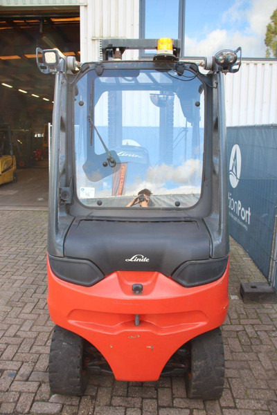 Linde E40H-01/600 - Elektrikli forklift: fotoğraf 4 Linde E40H-01/600 - Elektrikli forklift: fotoğraf 4