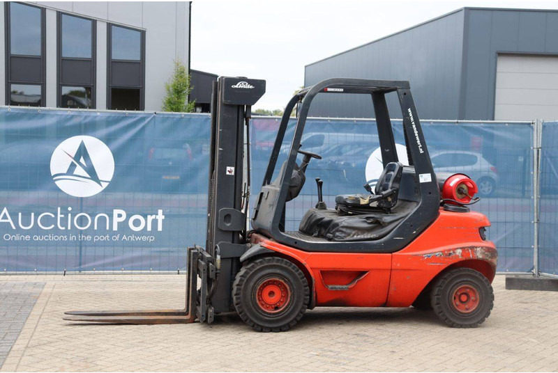 Linde H30T-03 - LPG forklift: fotoğraf 1 Linde H30T-03 - LPG forklift: fotoğraf 1