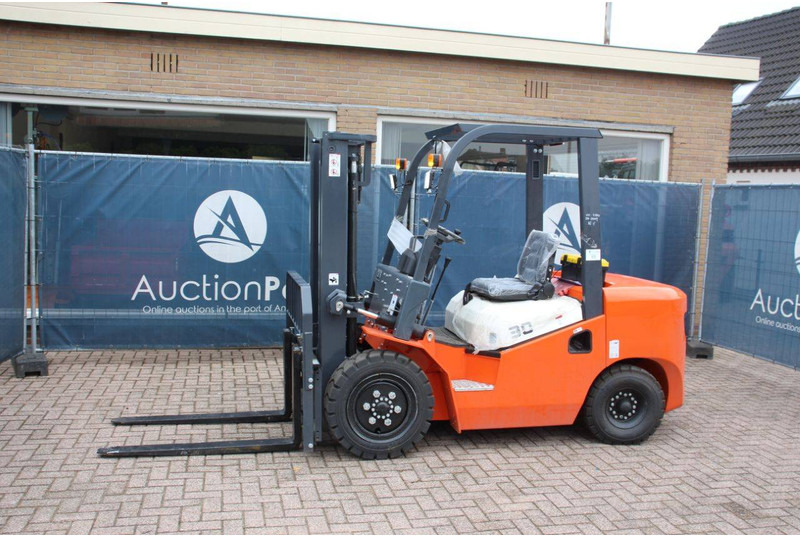 Machpro MP-230PRO - Dizel forklift: fotoğraf 1 Machpro MP-230PRO - Dizel forklift: fotoğraf 1