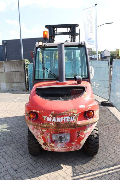 Manitou MSI50T - Dizel forklift: fotoğraf 4 Manitou MSI50T - Dizel forklift: fotoğraf 4
