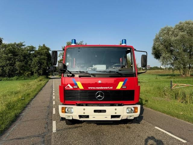 Mercedes-Benz 1124 - İtfaiye aracı: fotoğraf 2 Mercedes-Benz 1124 - İtfaiye aracı: fotoğraf 2