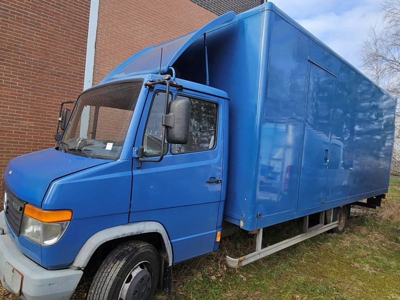 Mercedes-Benz 815 D VARIO - Kapalı kasa kamyon: fotoğraf 3 Mercedes-Benz 815 D VARIO - Kapalı kasa kamyon: fotoğraf 3