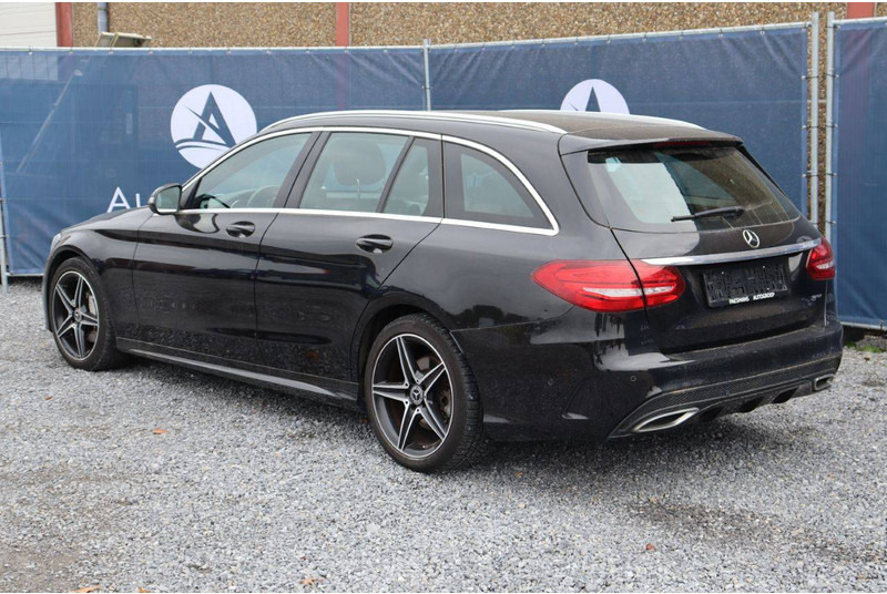 Mercedes-Benz C-Klasse 180 D - Sedan araba: fotoğraf 4 Mercedes-Benz C-Klasse 180 D - Sedan araba: fotoğraf 4