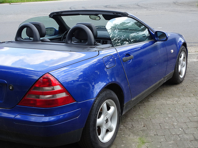 Mercedes-Benz SLK SLK200 - Sedan araba: fotoğraf 4 Mercedes-Benz SLK SLK200 - Sedan araba: fotoğraf 4