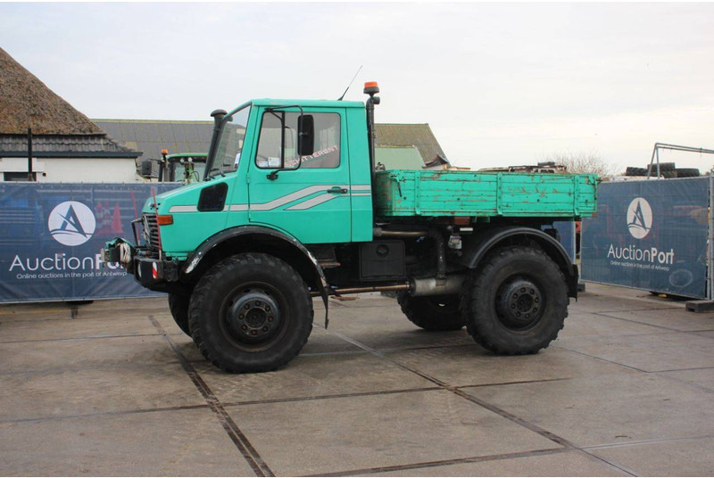 Mercedes-Benz Unimog 1300 - Sal/ Açık kasa kamyon: fotoğraf 1 Mercedes-Benz Unimog 1300 - Sal/ Açık kasa kamyon: fotoğraf 1