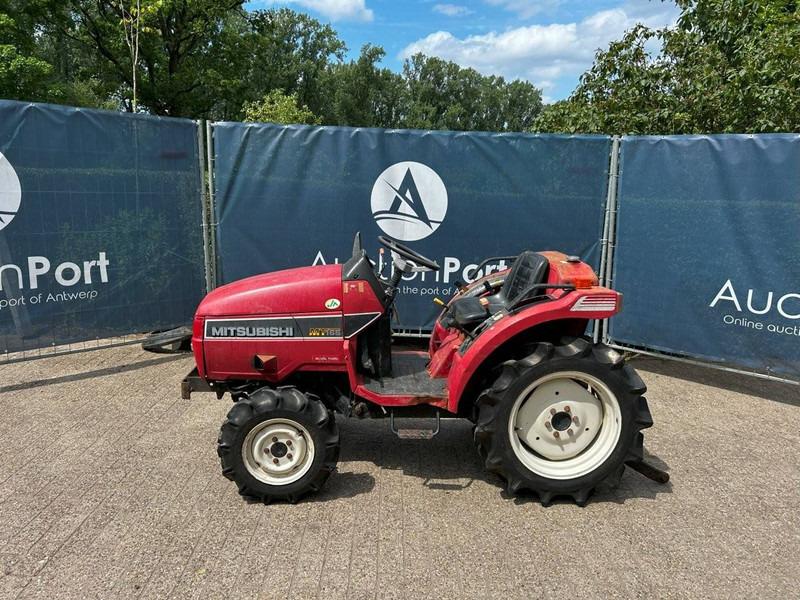 Mitsubishi MT165 - Traktör: fotoğraf 1 Mitsubishi MT165 - Traktör: fotoğraf 1