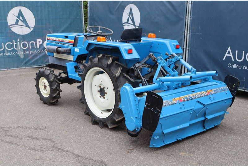 Mitsubishi MTE2000D - Traktör: fotoğraf 4 Mitsubishi MTE2000D - Traktör: fotoğraf 4