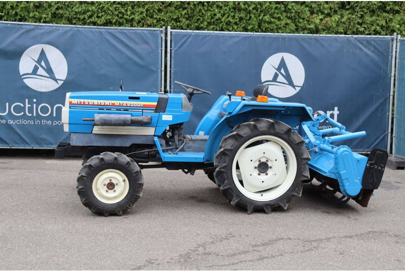 Mitsubishi MTE2000D - Traktör: fotoğraf 1 Mitsubishi MTE2000D - Traktör: fotoğraf 1