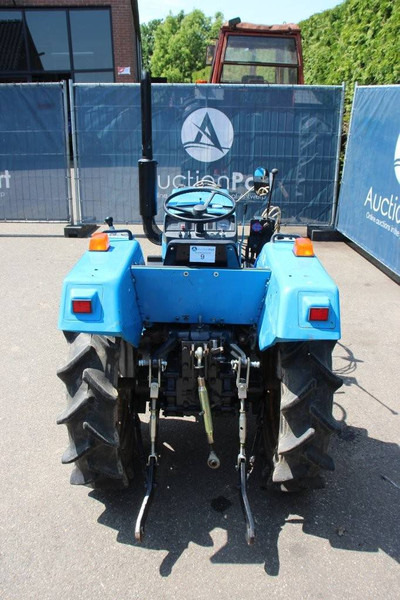 Mitsubishi MTE2000D - Traktör: fotoğraf 4 Mitsubishi MTE2000D - Traktör: fotoğraf 4