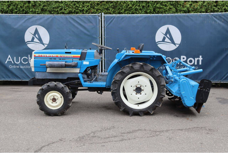 Mitsubishi MTE2000D - Traktör: fotoğraf 2 Mitsubishi MTE2000D - Traktör: fotoğraf 2