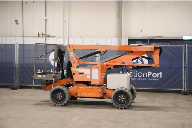 Niftylift HR12DE - Eklemli platform: fotoğraf 3 Niftylift HR12DE - Eklemli platform: fotoğraf 3