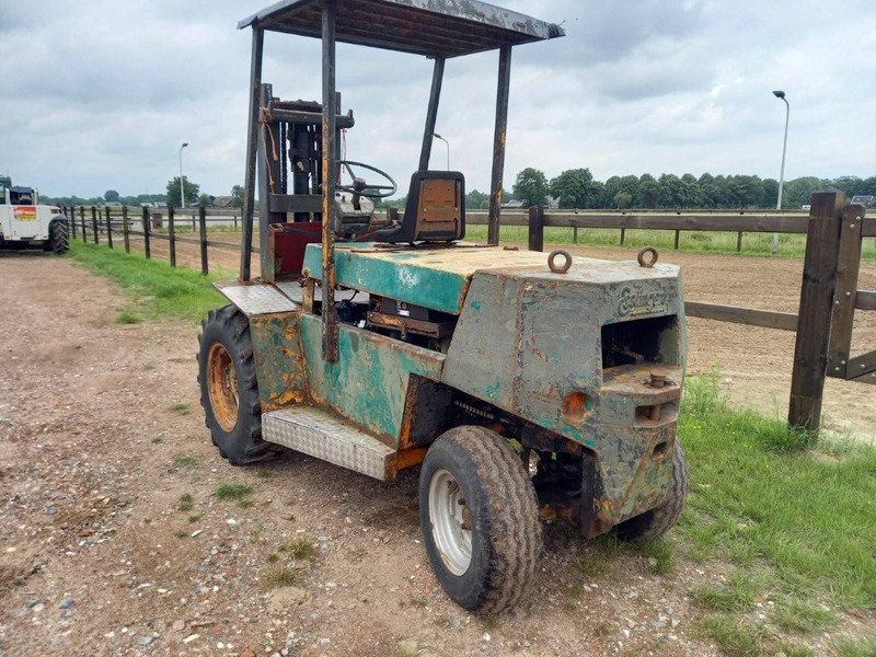 Onbekend - Arazi tipi forklift: fotoğraf 2 Onbekend - Arazi tipi forklift: fotoğraf 2