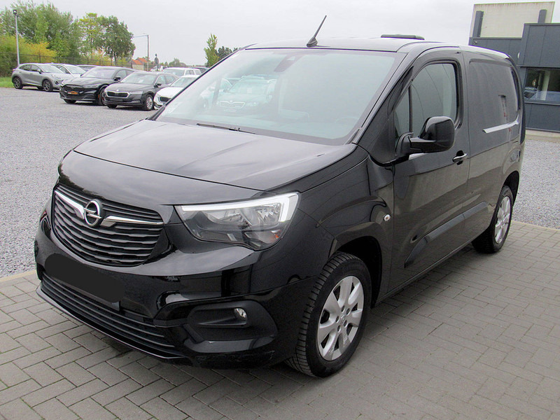 Opel Combo 1.5 D Automatic - Panelvan: fotoğraf 1 Opel Combo 1.5 D Automatic - Panelvan: fotoğraf 1