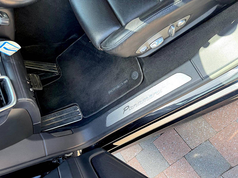 Porsche Panamera 3.0 V6 Diesel - Sedan araba: fotoğraf 5 Porsche Panamera 3.0 V6 Diesel - Sedan araba: fotoğraf 5