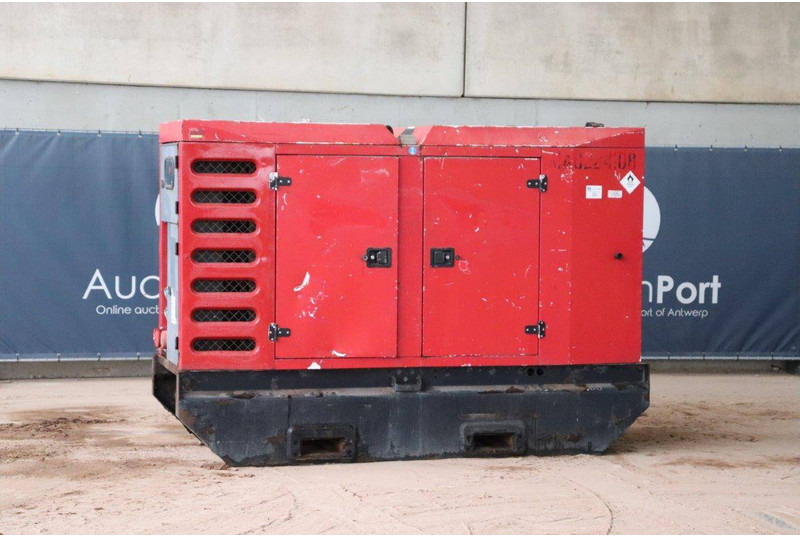 SDMO R145 - Elektrikli jeneratör: fotoğraf 1 SDMO R145 - Elektrikli jeneratör: fotoğraf 1