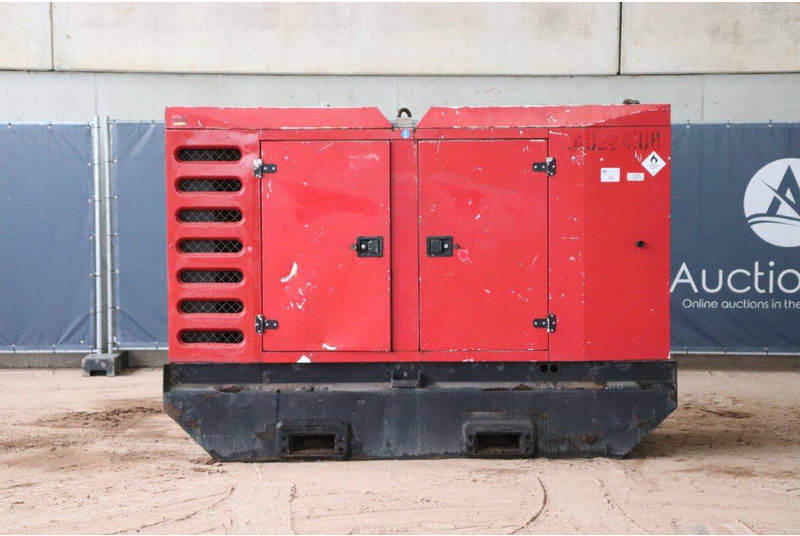 SDMO R145 - Elektrikli jeneratör: fotoğraf 2 SDMO R145 - Elektrikli jeneratör: fotoğraf 2