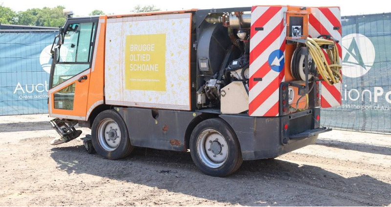 Schmidt MFH 2500 Typ:11 - Yol süpürme aracı: fotoğraf 3 Schmidt MFH 2500 Typ:11 - Yol süpürme aracı: fotoğraf 3