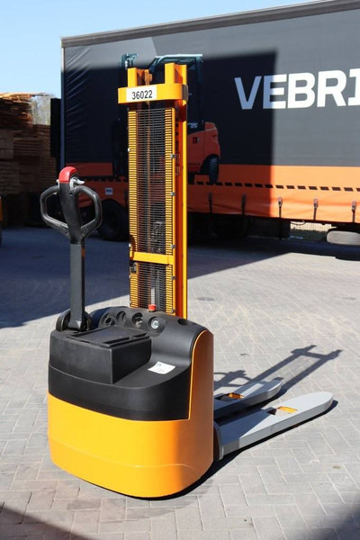 Still  - Istif makinası: fotoğraf 5 Still  - Istif makinası: fotoğraf 5