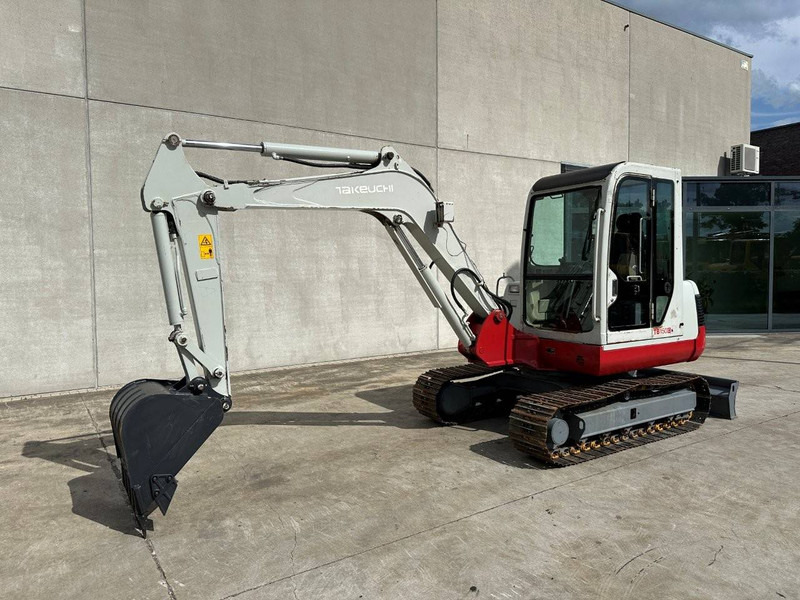 Takeuchi TB150C - Paletli ekskavatör: fotoğraf 1 Takeuchi TB150C - Paletli ekskavatör: fotoğraf 1