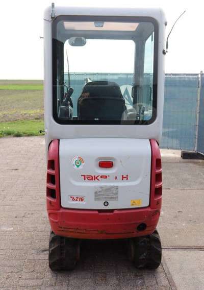 Takeuchi TB216 - Mini ekskavatör: fotoğraf 5 Takeuchi TB216 - Mini ekskavatör: fotoğraf 5
