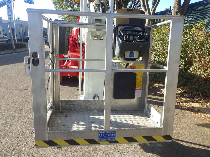 Teupen Leo30T - Eklemli platform: fotoğraf 4 Teupen Leo30T - Eklemli platform: fotoğraf 4