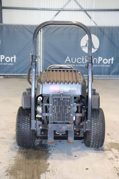 Toro Z Master Professional 7000 series - Çim biçme makinesi: fotoğraf 5 Toro Z Master Professional 7000 series - Çim biçme makinesi: fotoğraf 5