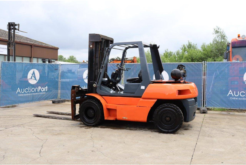 Toyota 5FG60 - LPG forklift: fotoğraf 3 Toyota 5FG60 - LPG forklift: fotoğraf 3