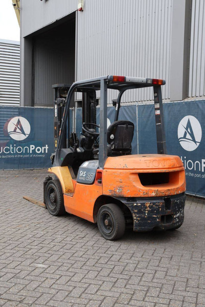 Toyota 62-7FDF25 - Dizel forklift: fotoğraf 4 Toyota 62-7FDF25 - Dizel forklift: fotoğraf 4
