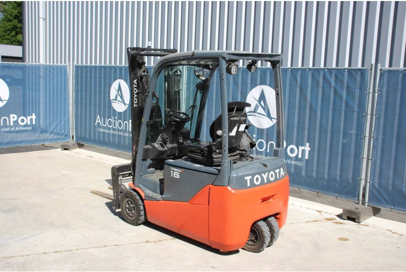 Toyota 8FBE16T - Elektrikli forklift: fotoğraf 3 Toyota 8FBE16T - Elektrikli forklift: fotoğraf 3