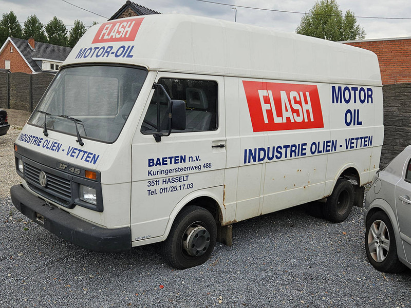 Volkswagen Lt 45 - Sedan araba: fotoğraf 2 Volkswagen Lt 45 - Sedan araba: fotoğraf 2