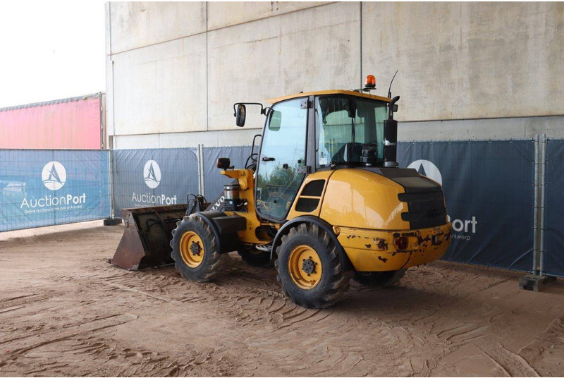 Volvo L25F-P - Tekerlekli yükleyici: fotoğraf 3 Volvo L25F-P - Tekerlekli yükleyici: fotoğraf 3