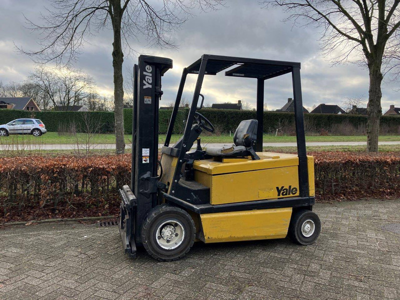 Yale ERP30ALF - Elektrikli forklift: fotoğraf 1 Yale ERP30ALF - Elektrikli forklift: fotoğraf 1