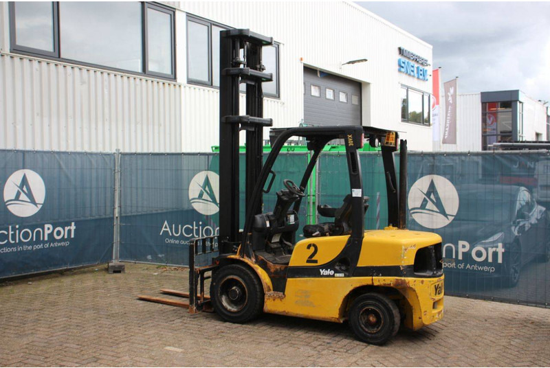 Yale GDP30VX E2345 - Dizel forklift: fotoğraf 3 Yale GDP30VX E2345 - Dizel forklift: fotoğraf 3