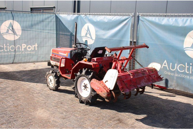 Yanmar F14D - Traktör: fotoğraf 3 Yanmar F14D - Traktör: fotoğraf 3