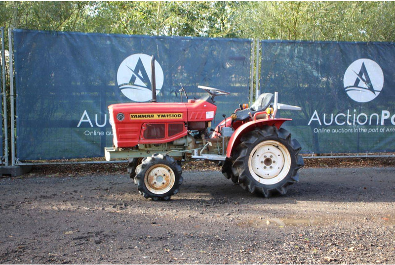 Yanmar YM1510D - Traktör: fotoğraf 1 Yanmar YM1510D - Traktör: fotoğraf 1