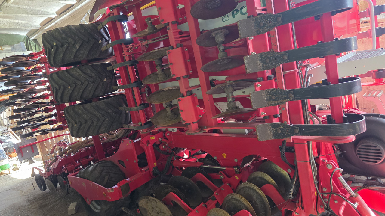 PÖTTINGER Terrasem C6 Artis - Ekim makinesi: fotoğraf 2 PÖTTINGER Terrasem C6 Artis - Ekim makinesi: fotoğraf 2