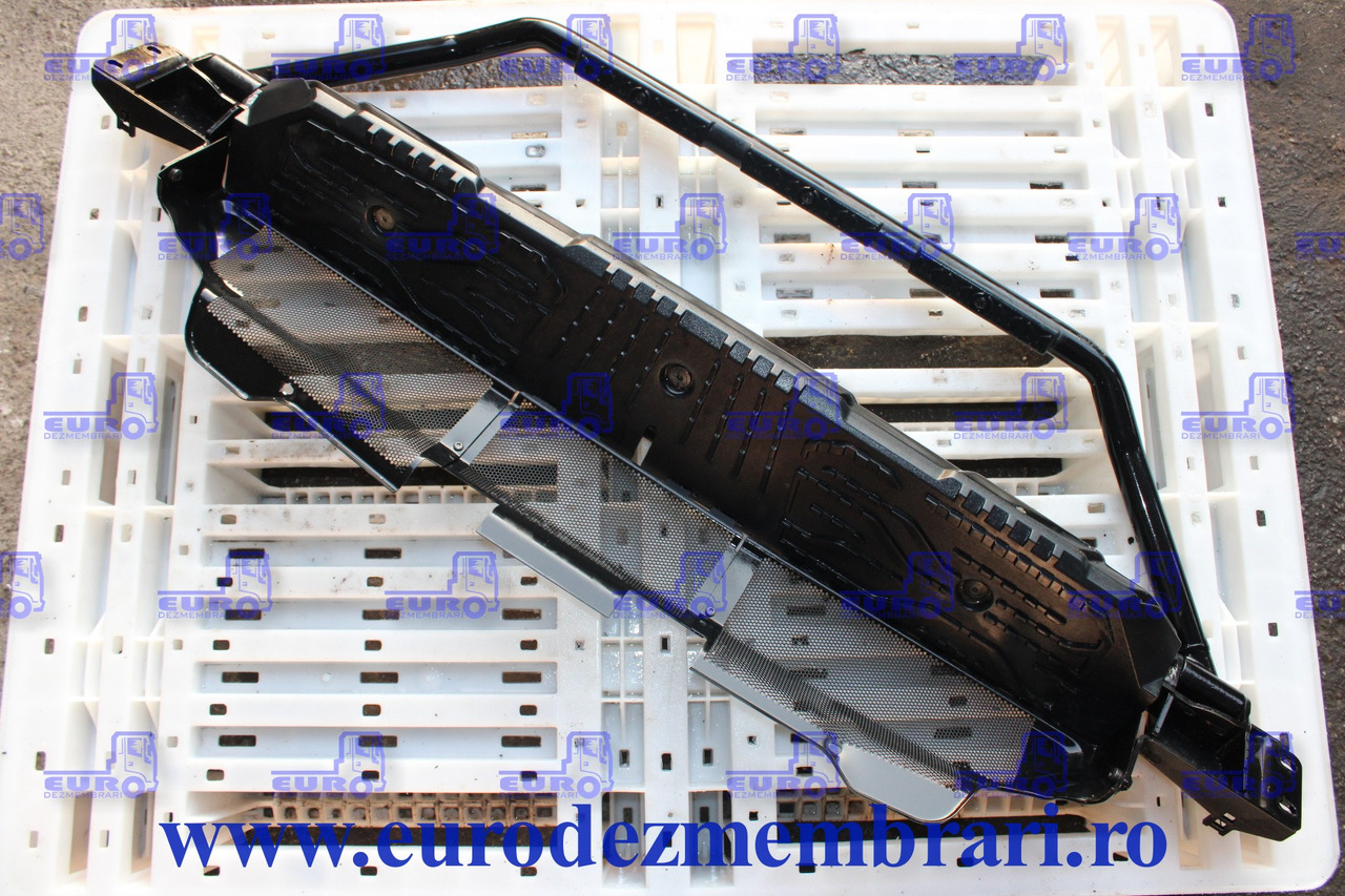 SCARA FRONTALA MAN TGS TG3 81.41610.5807, 81.41610.5788, 81.41614.0361 - Tampon - Kamyon: fotoğraf 1 SCARA FRONTALA MAN TGS TG3 81.41610.5807, 81.41610.5788, 81.41614.0361 - Tampon - Kamyon: fotoğraf 1