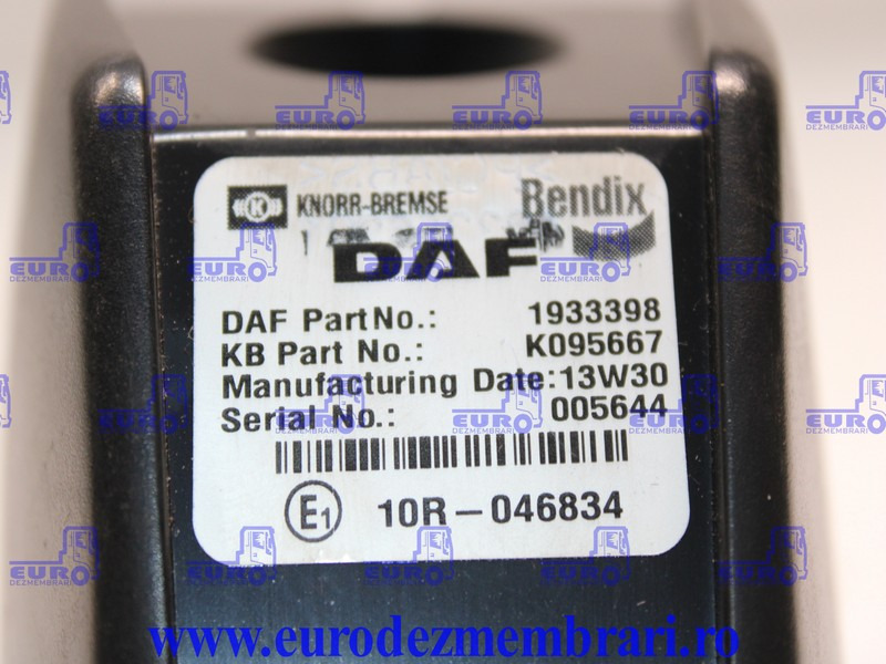 SENZOR RADAR DAF XF106 1933398, K095667 - Sensör - Kamyon: fotoğraf 4 SENZOR RADAR DAF XF106 1933398, K095667 - Sensör - Kamyon: fotoğraf 4