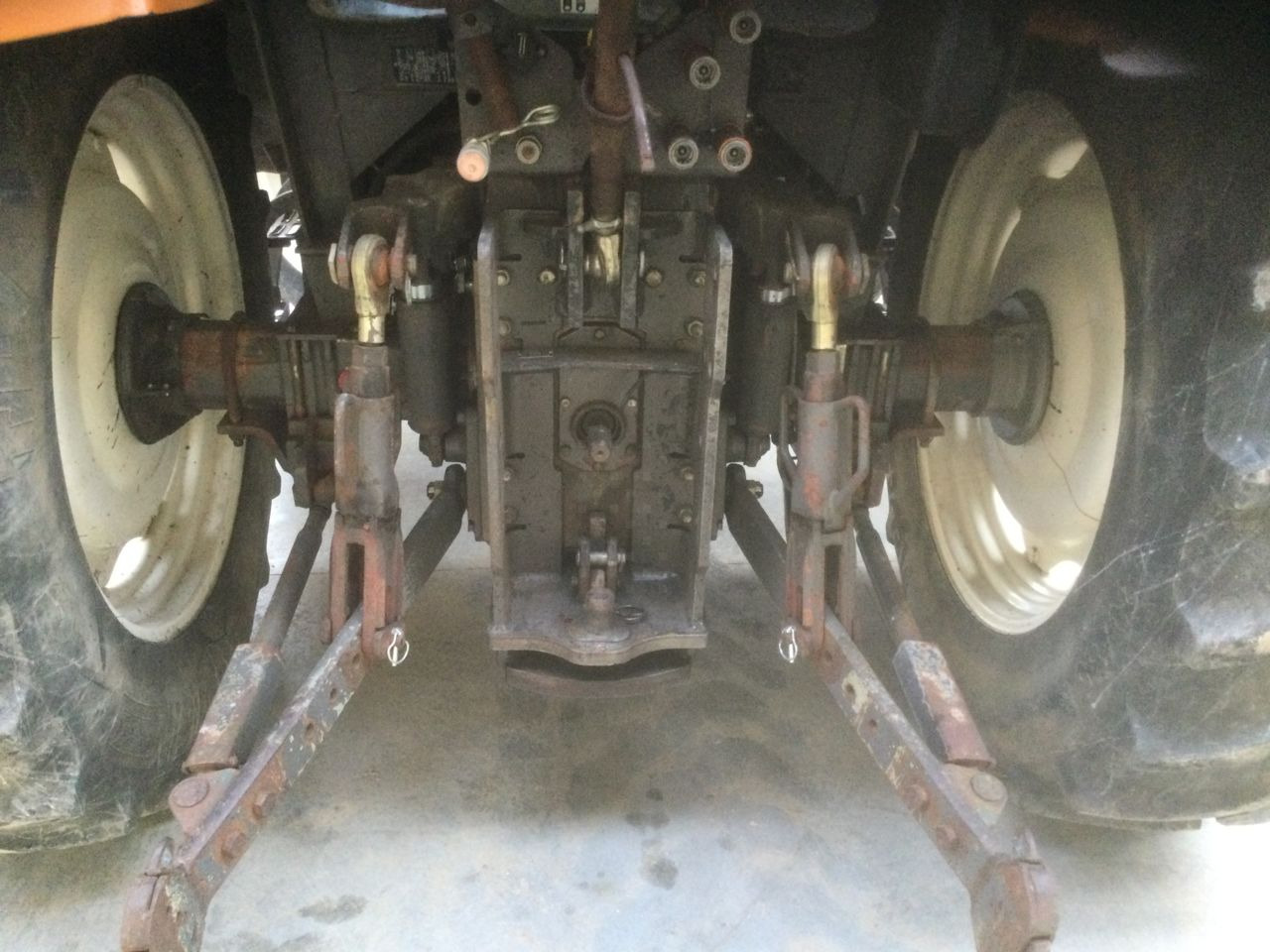 Renault CERES 355 X - Traktör: fotoğraf 5 Renault CERES 355 X - Traktör: fotoğraf 5