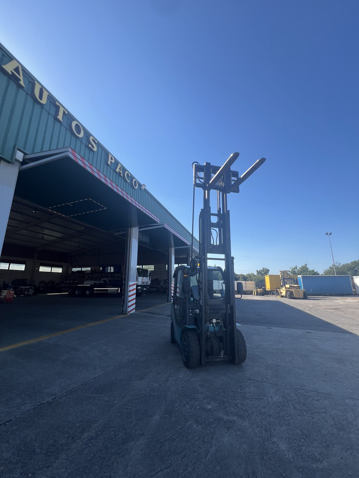 CARRETILLA TRIPLE MASTIL BAOLI - Dizel forklift: fotoğraf 2 CARRETILLA TRIPLE MASTIL BAOLI - Dizel forklift: fotoğraf 2