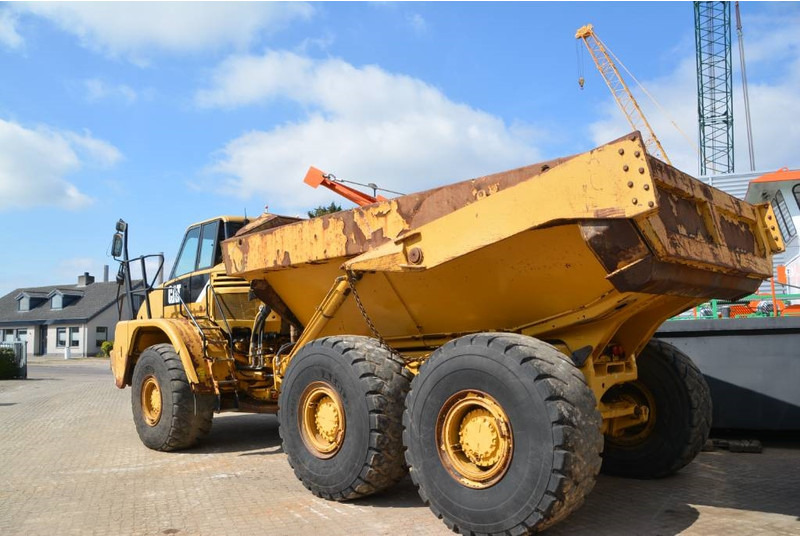 Cat 735 - Belden kırma kaya kamyonu: fotoğraf 2 Cat 735 - Belden kırma kaya kamyonu: fotoğraf 2