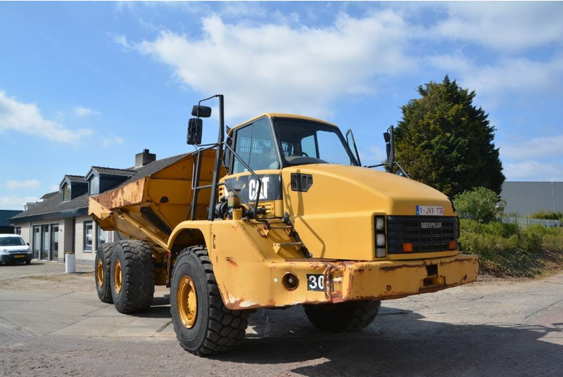 Cat 735 - Belden kırma kaya kamyonu: fotoğraf 3 Cat 735 - Belden kırma kaya kamyonu: fotoğraf 3